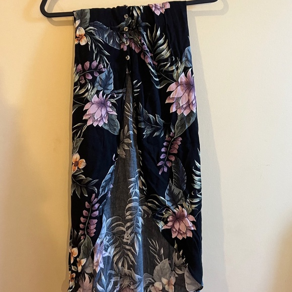 Black Floral Off-Shoulder Maxi Dress - Picture 2 of 4